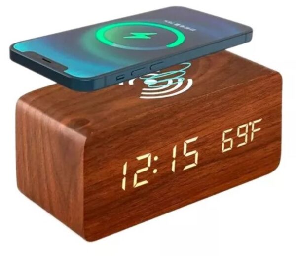 Reloj Despertador Digital Con Cargador Inalambrico Led Madera - Imagen 3